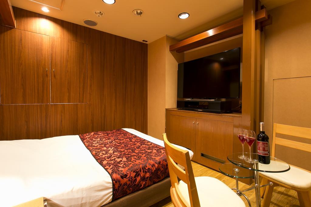 Moana Otsuka (adults Only) Hotel miłości 3*